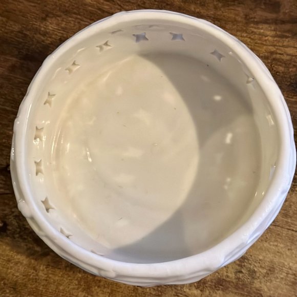 Vintage Ceramic Potpourrie Jewelry Trinket Box Lid Capodimonte Style Roses - Picture 8 of 16